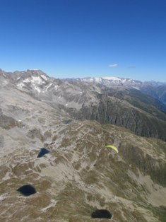 Gleitschirmtaxi.ch Foto von Manuela Huber