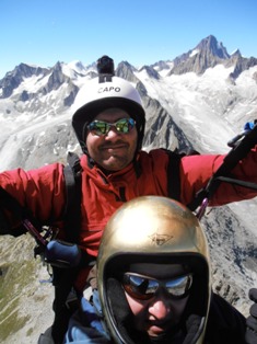 Gleitschirmtaxi.ch Foto von Manuela Huber